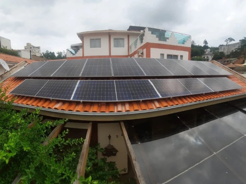 Usina solar instalada pela Lookcam em Tubarão/SC