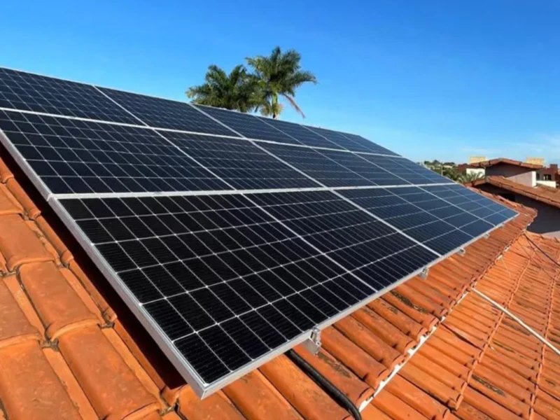 Usina solar instalada pela Lookcam em Meleiro/SC